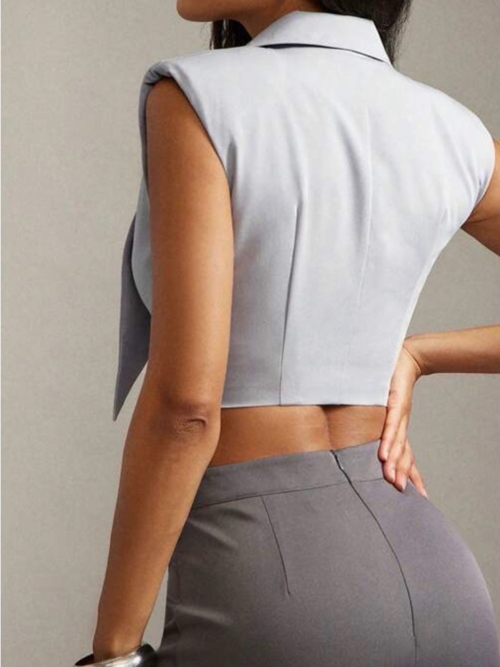 Structured Light Gray Cropped Vest - Picture 2 of 5